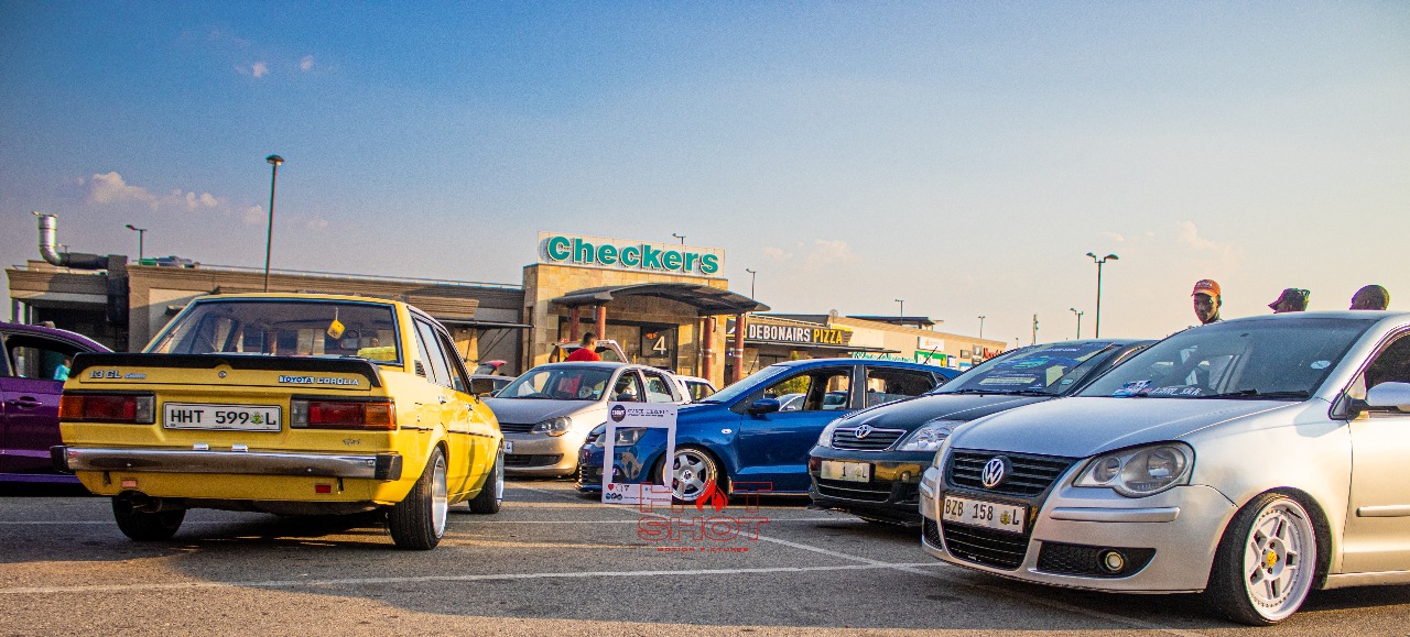 Live streaming switcher